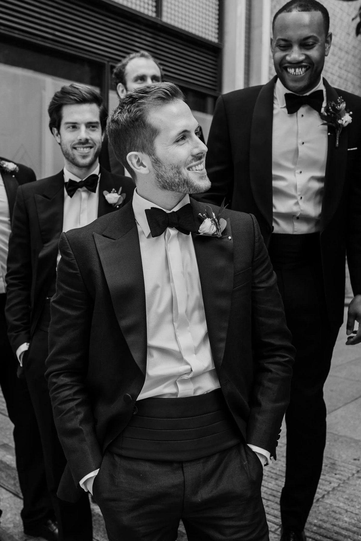 groom waiting for bride to arrive in fitzrovia chapel